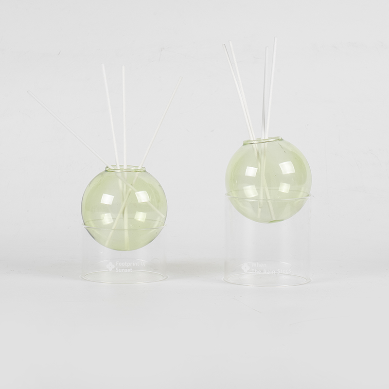 Đế thủy tinh trong suốt, loại bóng thủy tinh khuếch tán hương thơm kiểu sậy
