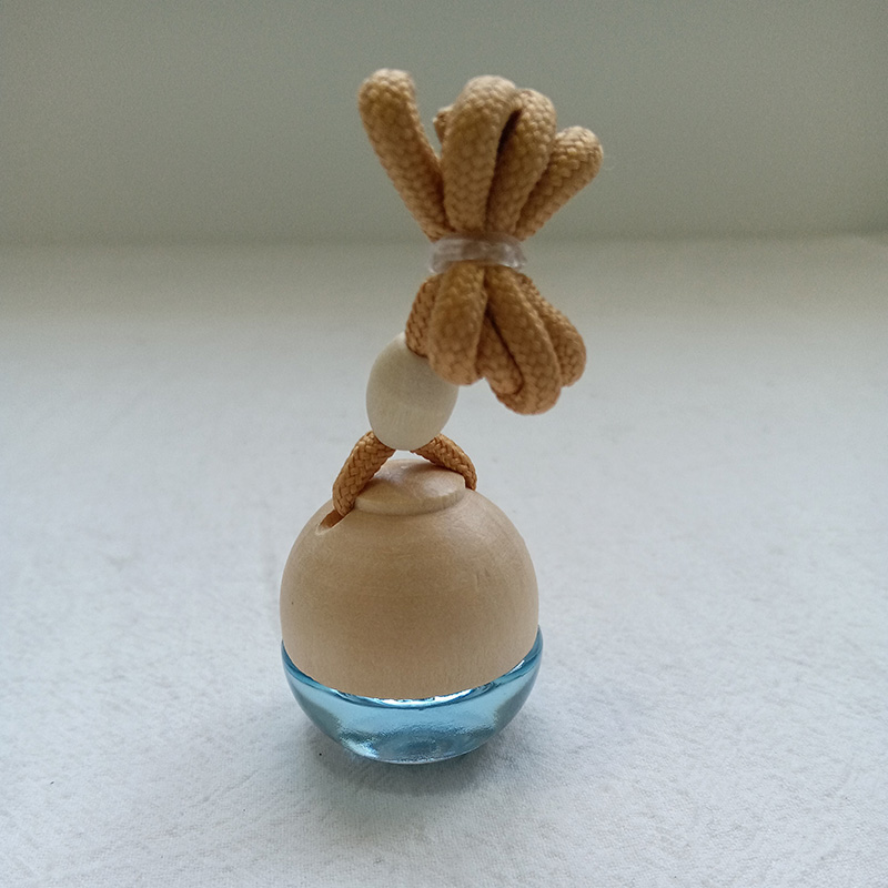 Nước hoa treo xe ô tô tròn/Nước hoa ô tô/Hương thơm xe hơi/Nước hoa treo xe/Mùi hương ô tô/Nước hoa làm mát không khí ô tô/Tươi mát ô tô