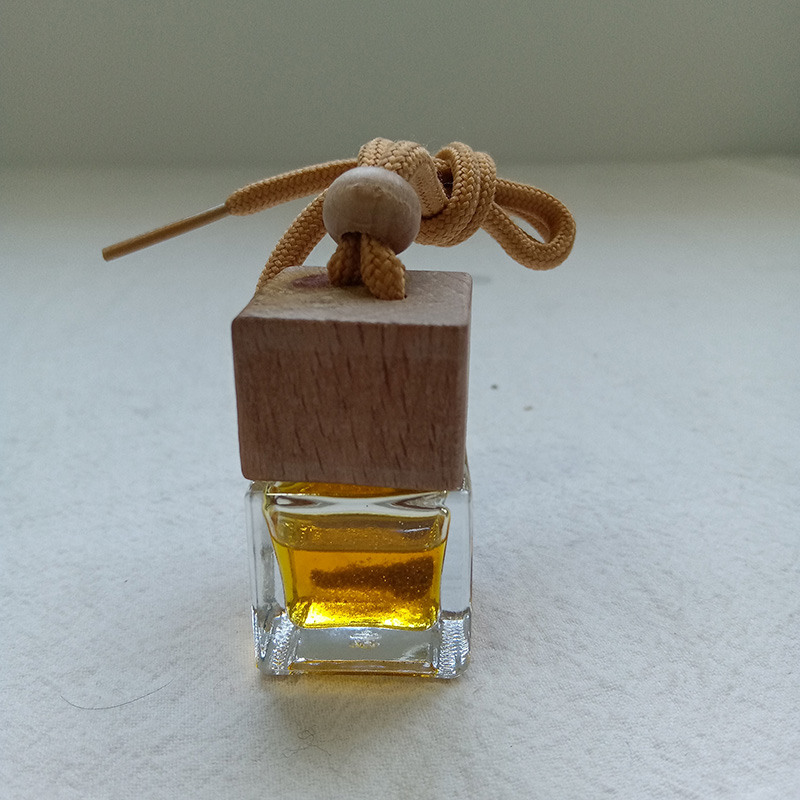 Máy khuếch tán làm mát không khí ô tô vuông treo/Máy làm mát không khí chai ô tô/Máy khuếch tán nước hoa ô tô